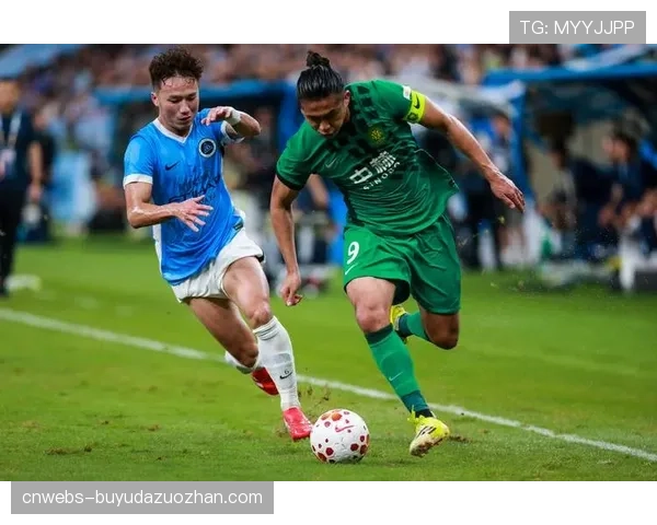 深圳新鹏城0-0北京国安，双方上半场互有攻守